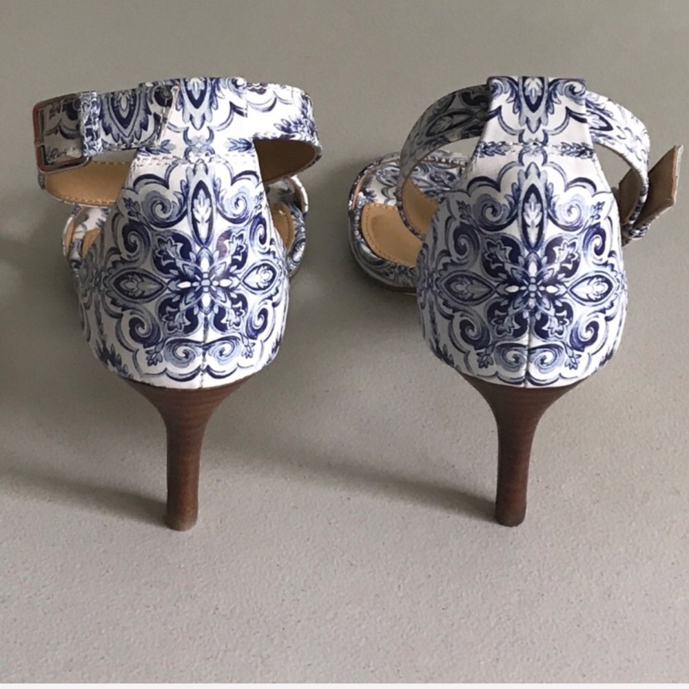 {Talbots} Trulli Ornate Tile Leather Sandals - Picture 4 of 8